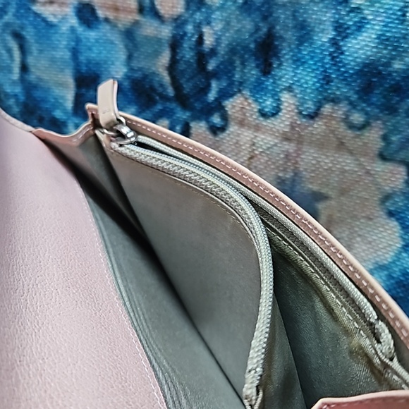 Vintage CHANEL Camellia Long Wallet - Picture 12 of 16